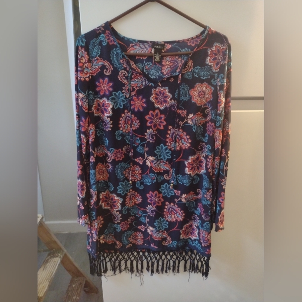 Rue21 Multicolor Floral Blouse with Fringe Size M... - Picture 3 of 12